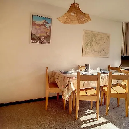 Апартаменты Apartment Aravis Сен-Мартен-де-Бельвиль